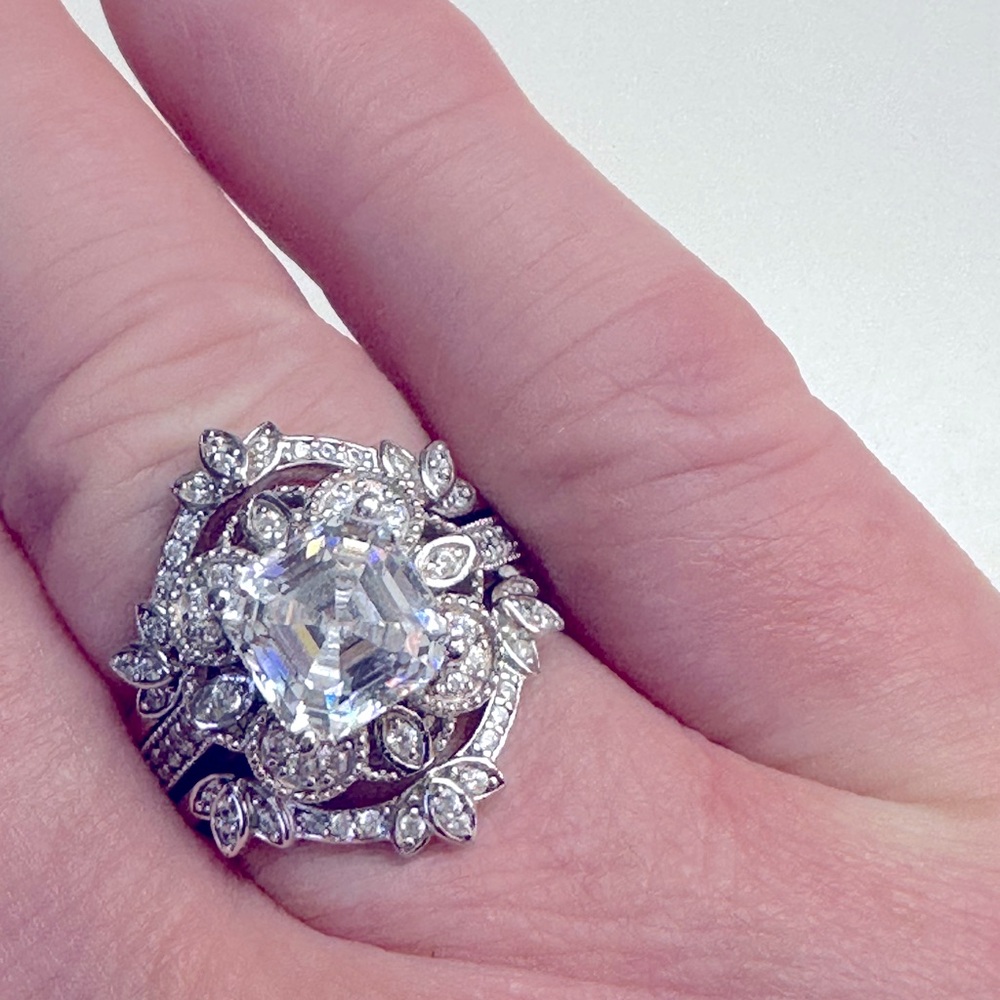 4.65 ctw Assher cut Bella Luce CZ with detachable ring guard